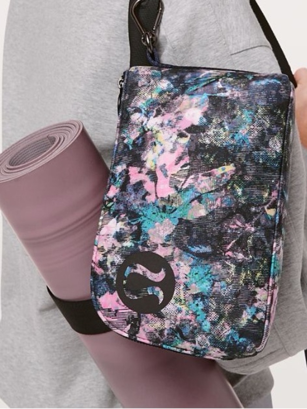 LIKE NEW Lululemon Off the Mat Pouch Neoprene